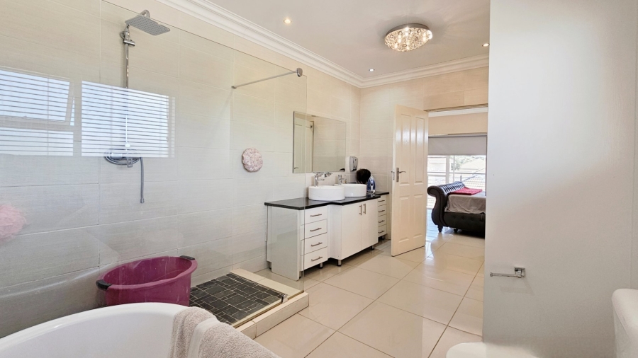 4 Bedroom Property for Sale in Shellyvale Free State